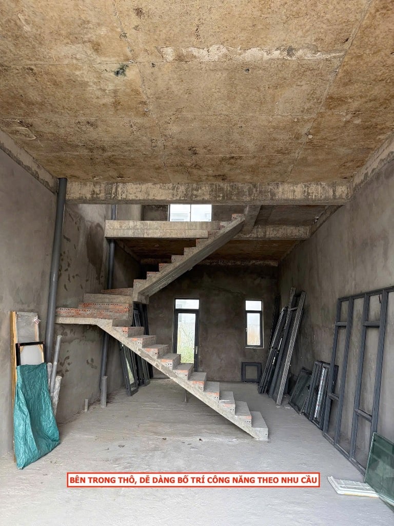 Bán nhà KĐT mới Cường, Kiên Giang, lộ 7m lề 3m, 3 tầng, thô trong, Sổ hoàn công, giá 2,8 tỷ