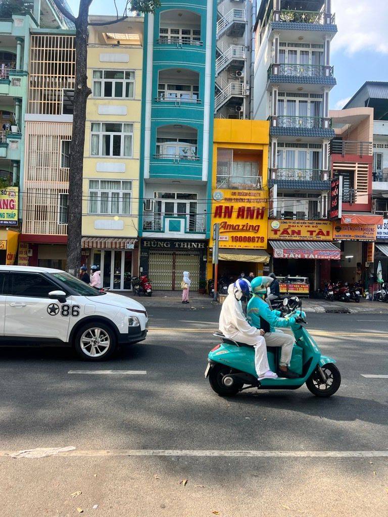 CỰC HIẾM, BÁN NHÀ AN DƯƠNG VƯƠNG QUẬN 5, 6 TẦNG THANG MÁY, VỪA Ở VỪA HÁI RA TIỀN