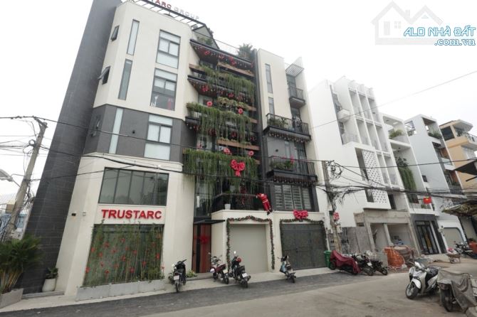 bán Căn Hộ Dịch Vụ Âu Cơ 210m2, 8x27m2, 7 Tầng,22 Phòng, Thu Nhập 120 tr/tháng, đường ÔTÔ