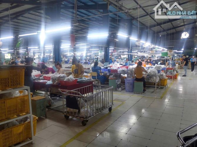 Giá13,5 tỷ. Bán nhà xưởng 2200m2 đã lên SKC, tại Vĩnh Cửu, Đồng Nai.