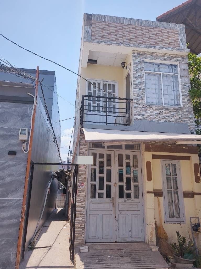 Bán nhà 2 tầng Nam Long Quận 7, HXH 6m liền kề Phú Mỹ Hưng, 119m2 tặng GPXD hầm 6 tầng