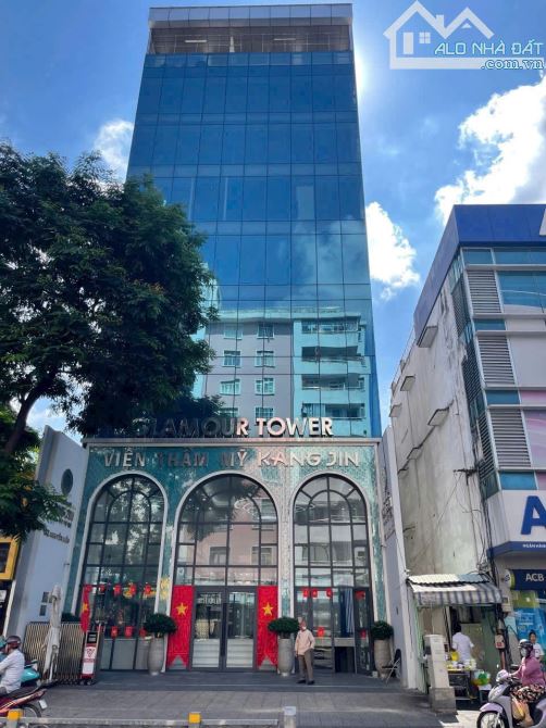 Cần tiền Bán Building MT Cộng Hòa-DT: 22x48-CN:1200m2-CTXD :2H14T- HĐT 300tr giá 275 tỷ TL