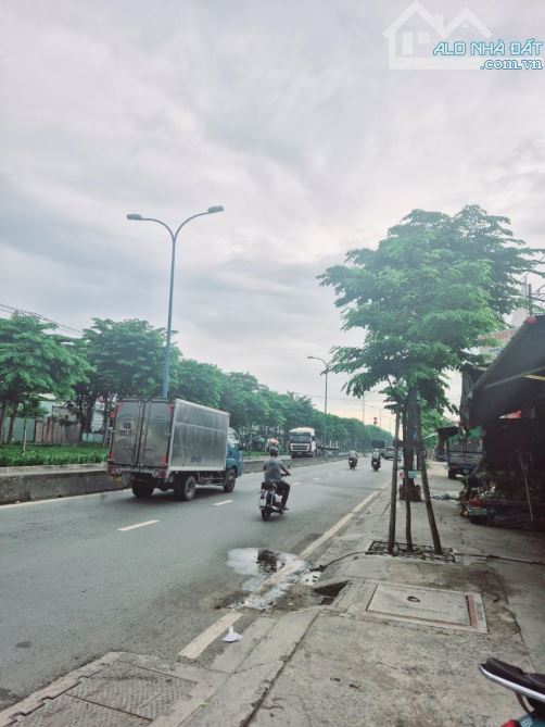 SỞ HỮU Dãy Trọ 1676m2 Lô Góc MT Trần Văn Giàu - Bình Chánh -Dòng Tiền 100tr/th Chỉ 80 ỷ