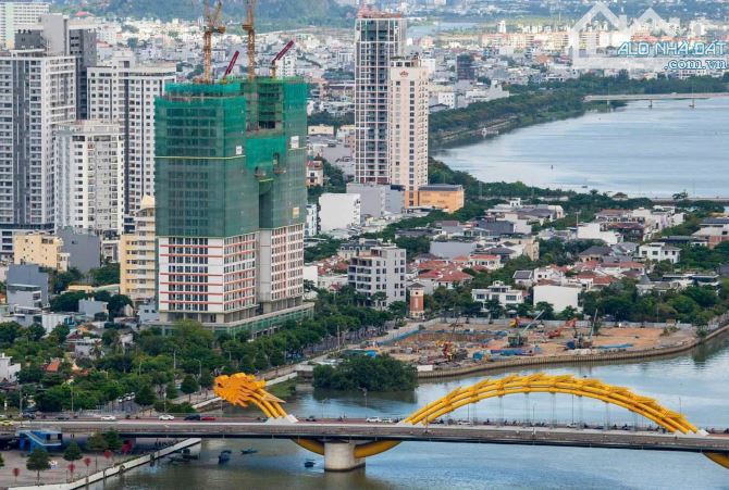 Gấp, chủ kẹt tiền bán gấp căn 1BR+ 53m2 tầng 18 view biển dự án Sunponte giá rẻ bất ngờ