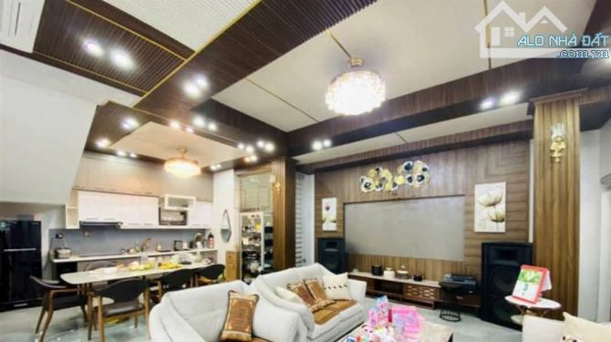 BÁN NHÀ LÊ HỒNG PHONG – THÀNH TÔ – HẢI AN – 4 TẦNG 130m² – GIÁ CHỈ 13 TỶ