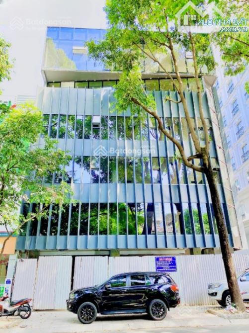 Bán Building VP NGUYỄN VĂN HƯỞNG- 25x36m- 3350m2 sàn-Hầm 5T HDT 500tr/th chỉ hơn 300 tỷ