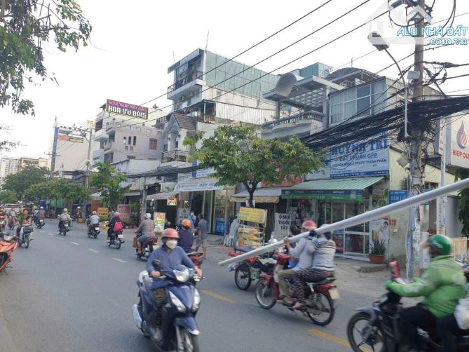 CHDV, Ngỗng đẻ trứng vàng, 60 phòng cho thuê, 200tr/ tháng, cạnh HXH. 50tr/m2