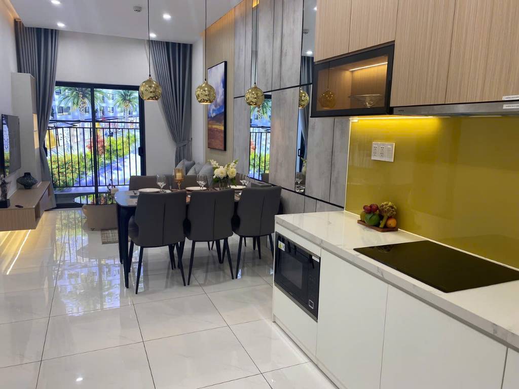 Bán căn hộ Bình Chánh, sát Quốc lộ 1A, dt 56m2 2PN full nội thất, giá từ 1.1 tỷ