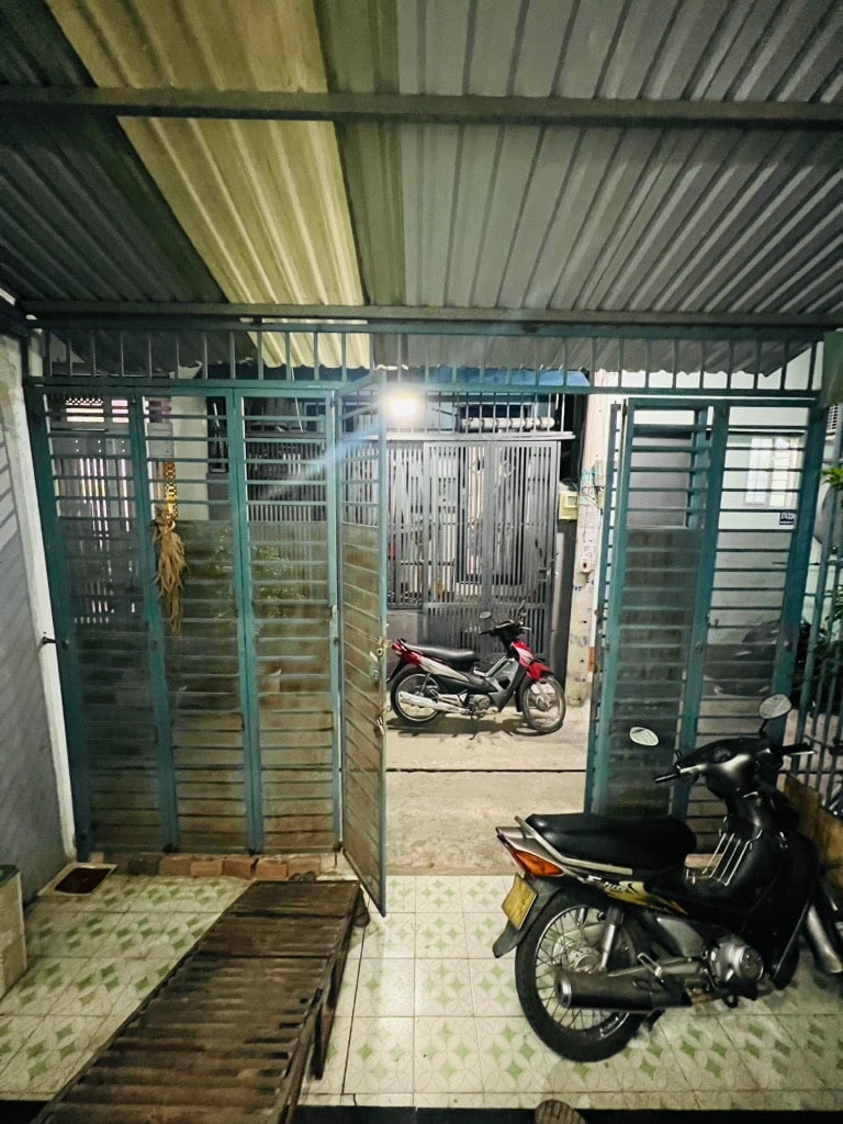 BÁN NHÀ KINH DƯƠNG VƯƠNG AN LẠC, BÌNH TÂN, 4 TẦNG HXH TỚI CỬA, DT 4,2x10M, CHỈ 5,4 TỶ