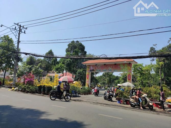 CHDV rộng 6m HIẾM hẻm 102 Lê Văn Thọ 132m2 17PN khép kín DT 80 tr 15.9 tỷ sát CV Làng Hoa