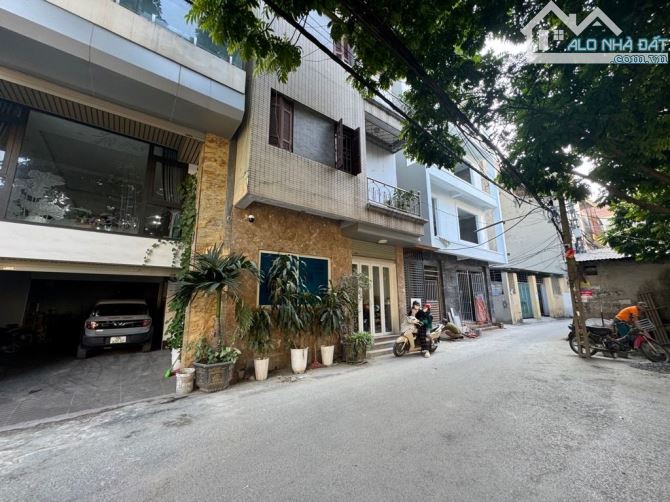 CCMN Vạn Phúc,ngô thì sỹ,55m 5t thang máy 11P có gác xép,ô tô tránh full nội thất