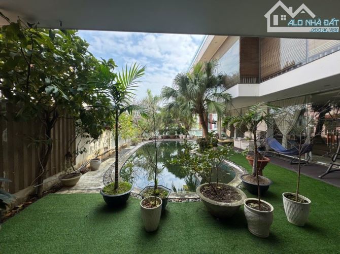 Biệt thự 5 tầng lô góc đường 7m5, Hải Châu, Đà Nẵng - DTXD 1450m² - 5 tầng - Giá 4x tỷ