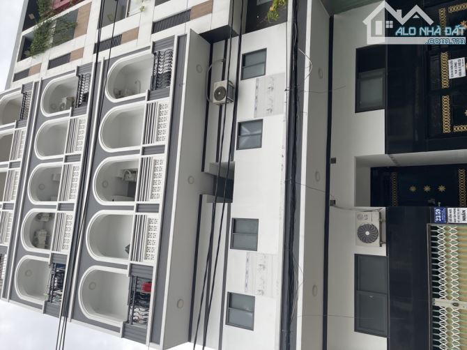 Bán căn hộ dịch vụ, đường nguyễn hữu tiến, 300m2, ngang 9x32m, 6 tầng, 32 phòng, TN 140 tr