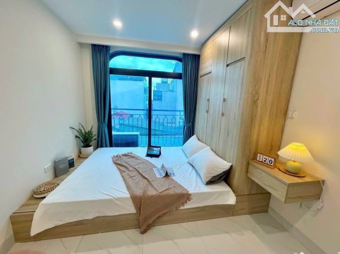 Bán tòa CHDV phố Dịch Vọng, Cầu Giấy. 70m, 6T, 18p. DT 80tr/th