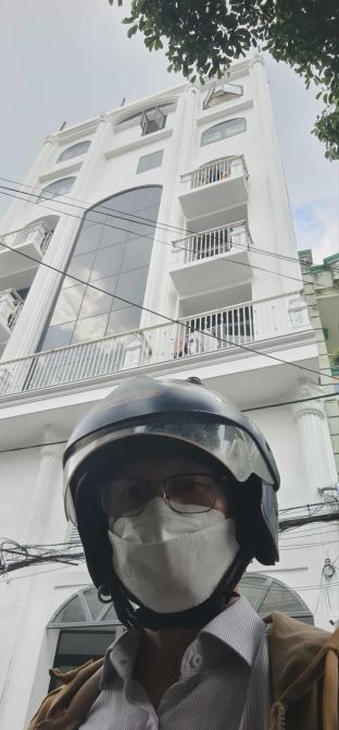 CHDV DÒNG TIỀN KHỦNG 5 TỶ, VỊ TRÍ VIP NGAY K300 11X22, 9 TẦNG, 80 PHÒNG. GIÁ NGỘP BANK
