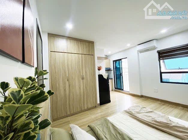 Toà CHDV Võ Chí Công ngõ thông 20m ra ô tô, Lotte Mall Tây Hồ, 40m2*6T TM 5 PN, thoát hiểm