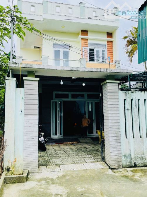NHÀ MÊ 2 TẦNG - BÁN GẤP TRONG TUẦN