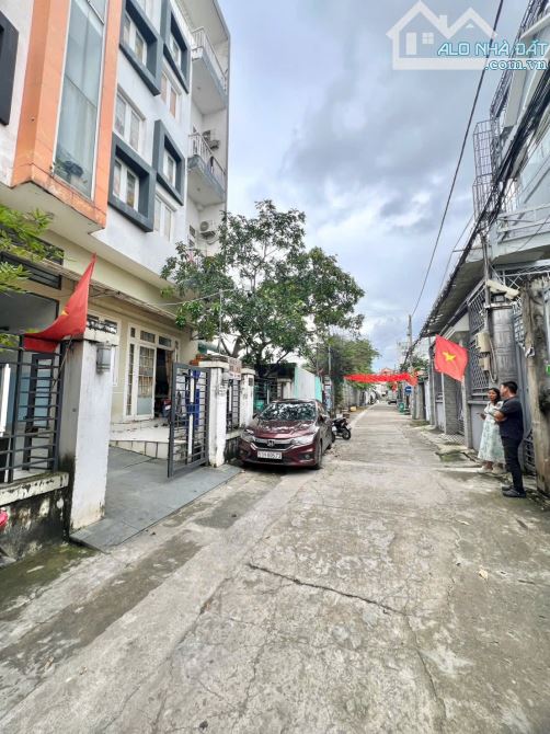 BÁN CĂN HỘ DỊCH VỤ 34 PHÒNG –SÁT VÁCH VẠN PHÚC CITY - THỦ ĐỨC – 4 TẦNG – 403M² –GIÁ 32 TỶ