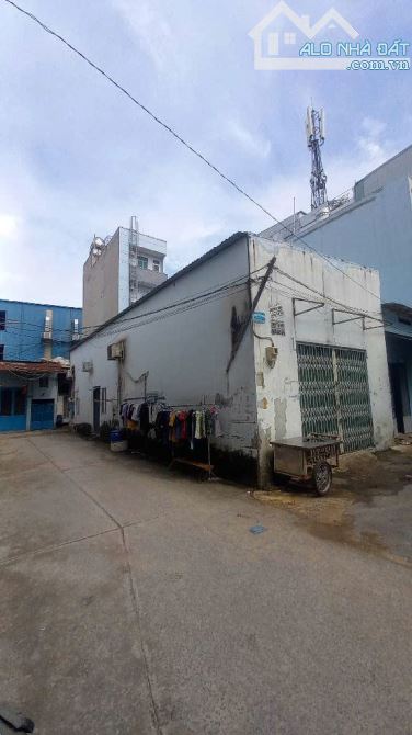 DÃY TRỌ 3 MẶT TIỀN_5.5 x 17m_LÊ TRỌNG TẤN_TÂN PHÚ_HẺM Ô TÔ_6.9 TỶ 🌺🌺