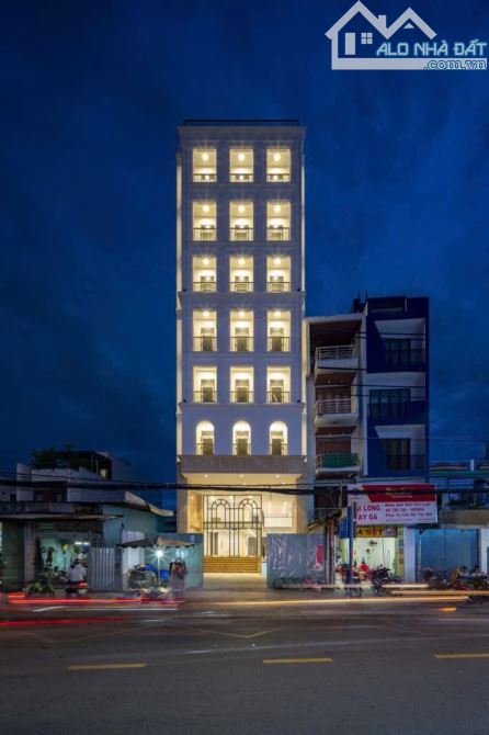 TOÀ VĂN PHÒNG CHDV - 11 TẦNG HẦM - NGANG KHỦNG 9.5M - 240M2 - 88.X TỶ