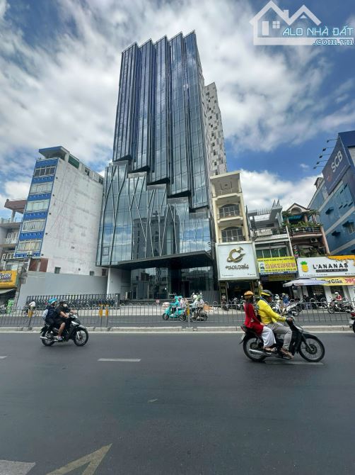 Bán Tòa Building Đường Phan Đăng Lưu Phú Nhuận - 25x40m 4 Hầm 19 Tầng - 1650 Tỷ