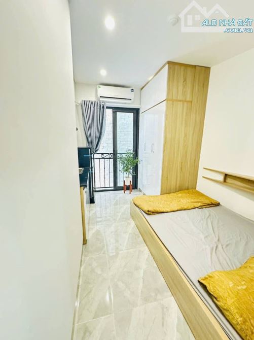 BÁN TÒA CCMN TÂN MAI, KIM ĐỒNG, QUẬN HOÀNG MAI 145M x 8 TẦNG 40 PKK DONH THU 2TỶ /NĂM 31TỶ