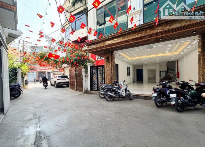 TÒA VĂN PHÒNG 84M2 THANG MÁY - GIÁP HBT THANH XUÂN - Ô TÔ TRÁNH - 30 TỶ