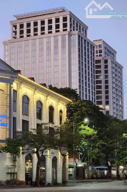 Bán căn hộ chung cư cao cấp BRG Trần Quang Khải