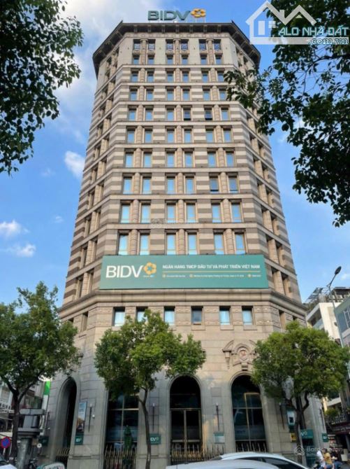 Bán tòa nhà - building văn phòng góc 2 MT Phan Đăng Lưu (37x37m) - 2 hầm 12tầng. Gía 305ty