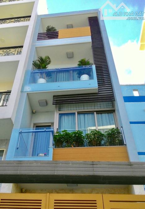 Toà văn phòng - Sân bay Tân Sơn Nhất - 6 tầng - Thang máy - 74m2 (4,5 x 16,5) - 17.5 tỷ