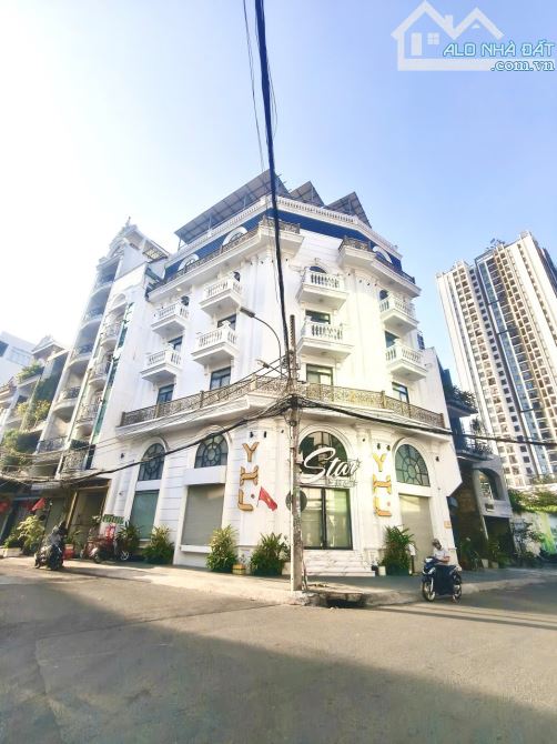 Building GÓC 2MT - KHU VIP HÀ ĐÔ - CMT8, QUẬN 10 - DT: 11m x 13m - 7 Tầng - Giá: 6X Tỷ