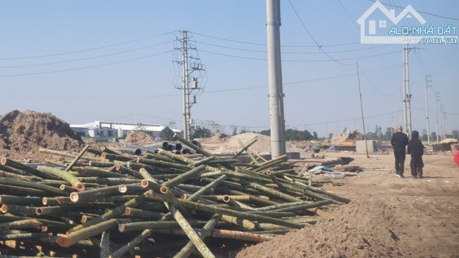 Cty cần bán 4200 m2 đất sản xuất kinh doanh CCN Trung Lương 85 USD/m2
