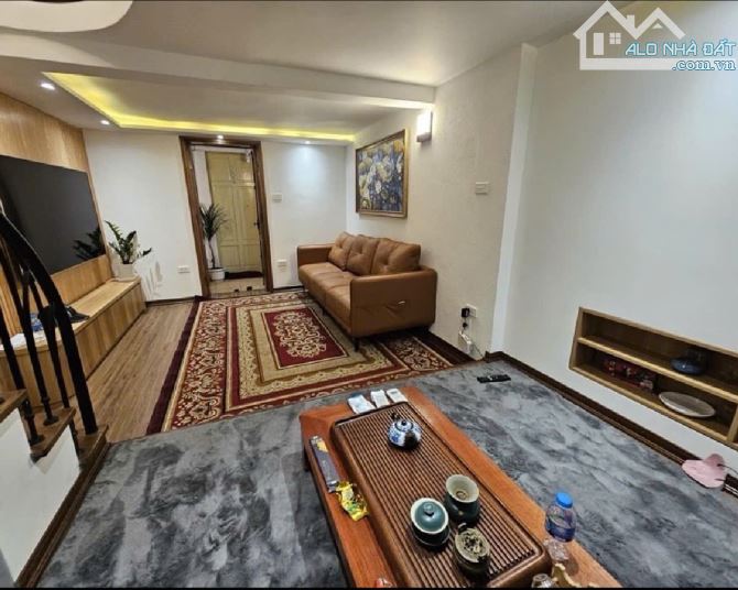 Bán căn hộ chung cư Thành Bán căn hộ Phố Đường Thành, Hoàn Kiếm - 40m2, 2 ngủ - kinh doanh