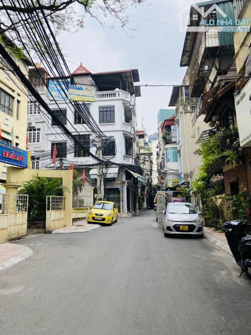41.5 TỶ BÁN TÒA VĂN PHÒNG + KẾT HỢP CĂN HỘ PHỐ XÃ ĐÀN- 9 TẦNG NỔI 1 TẦNG HẦM - LÔ GÓC