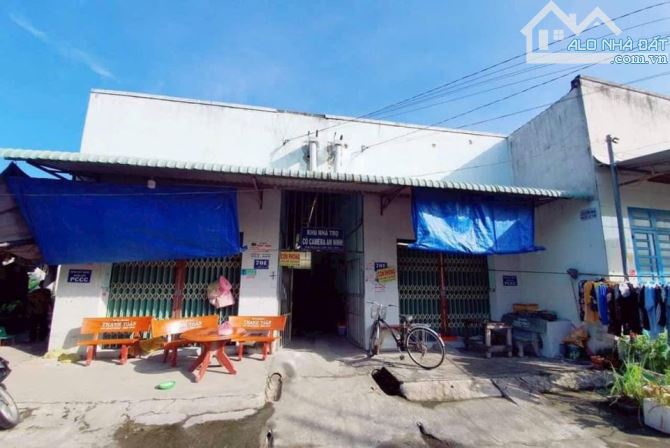 CẦN BÁN DÃY TRỌ 200M2 , CÓ 2 KIÔT VÀ 10 PHÒNG TRỌ , ĐANG CHO THUÊ ỔN ĐỊNH