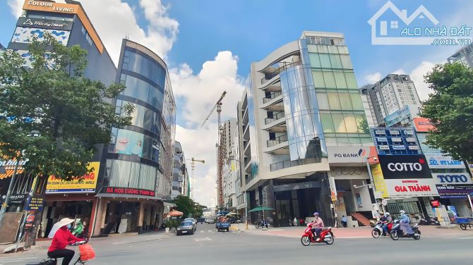 Building số 324 mặt tiền Lý Thường Kiệt – DT: 6 x24m , HDT : 135 triệu – giá bán chỉ 58 tỷ