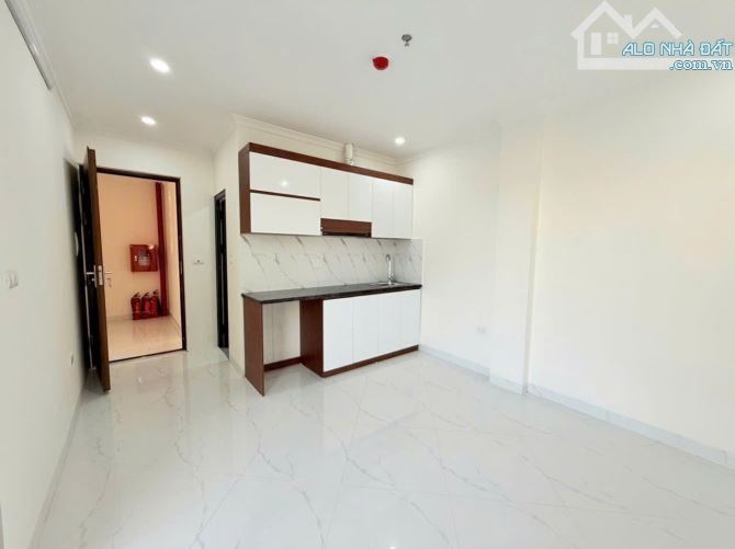 BÁN TÒA CHDV KHU VỰC TỪ LIÊM, CẦU GIẤY DIỆN TÍCH 90M2, 7T, DÒNG TIỀN 1,5 TỶ /NĂM
