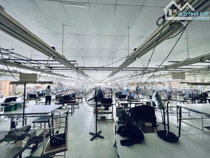 BÁN NHÀ XƯỞNG SẢN XUẤT, DIỆN TÍCH HƠN 4000M2, QL1A, ĐÔNG HƯNG THUẬN, CHỈ 289 TỶ