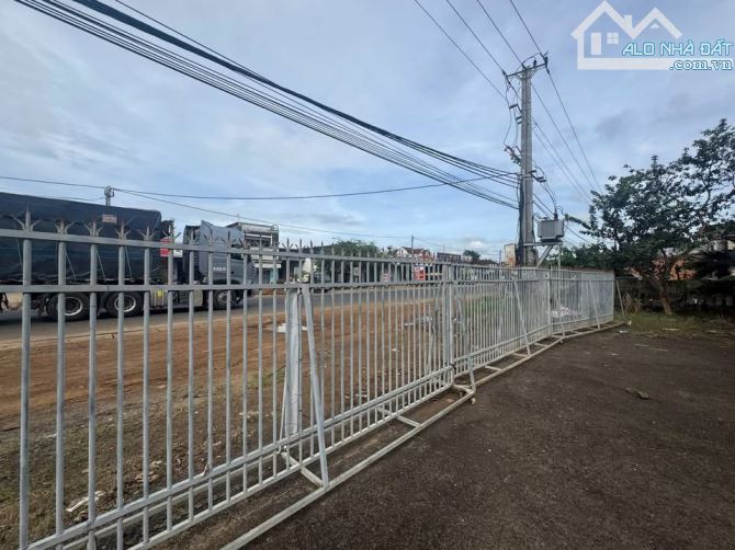 BÁN KHO MẶT TIỀN QUỐC LỘ 14 – NGAY CHỢ ĐOÀN KẾT, 18x38M, THỔ CƯ 493M2