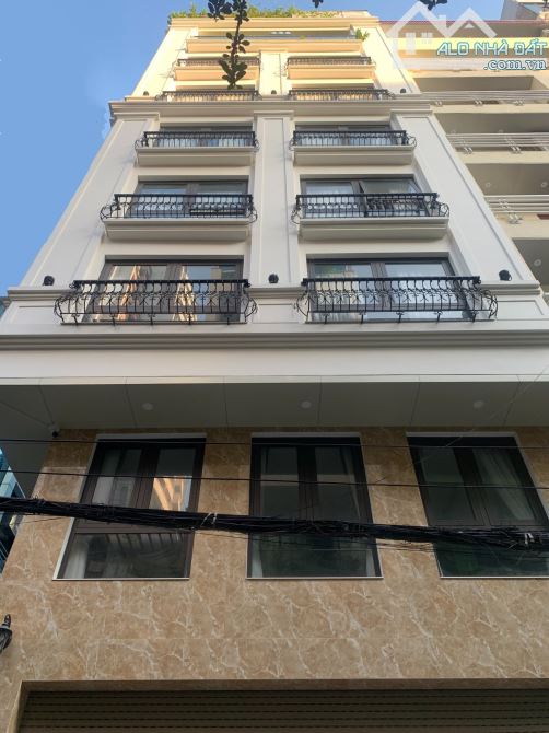 Bán Tòa CCMN Dòng Tiền Cực Đỉnh Phố Mạc Thái Tông, HN DT 79m2 x 17P. Giá Rẻ.