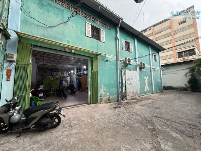 KẾ BỆNH VIỆN QUẬN 11 - THÁI PHIÊN – DT: 309M2 - NGANG 16M – 35 TỶ