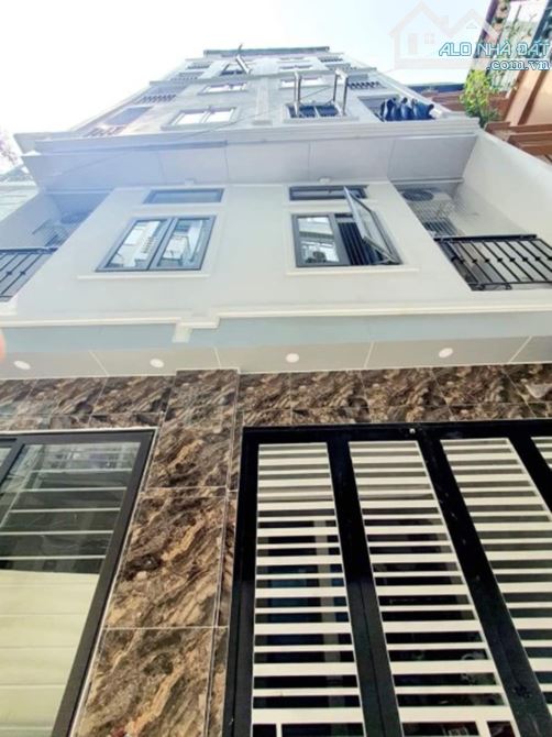 Bán Tòa CCMN Dòng Tiền Cực Đỉnh Phố Tô Hiệu, HN DT 111m2 x 32P. Giá Rẻ.