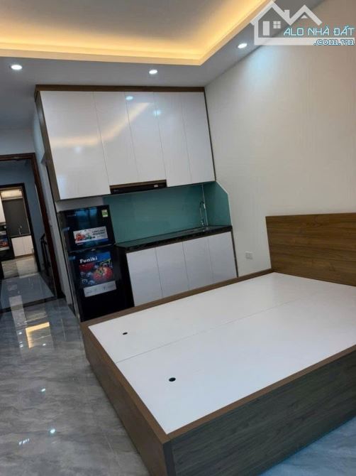 BÁN CCMN 8 TẦNG TAY MỖ - THANG MÁY - 12 PHÒNG KHÉP KÍN FULL NỘI THẤT 11 tỷ