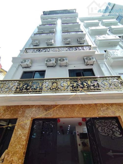Bán Tòa CCMN Dòng Tiền Cực Đỉnh Phố Trần Quốc Hoàn, HN DT 136m2 x 32P. Giá Rẻ.