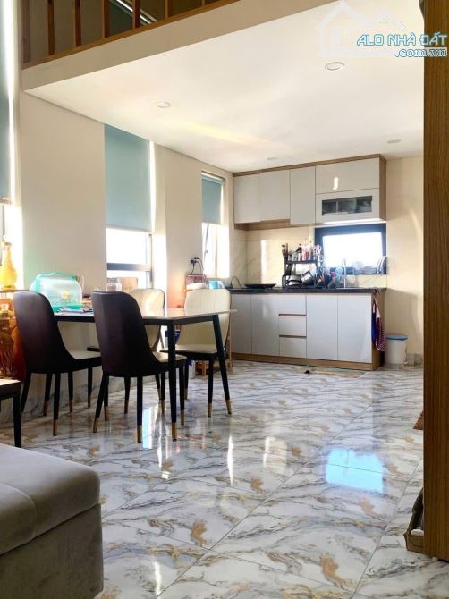 🏢 BÁN TOÀ CĂN HỘ 1 HẦM 6 TẦNG – 18 PHÒNG – DÒNG TIỀN 60TR/THÁNG – 2 MẶT TIỀN HOÀ XUÂN