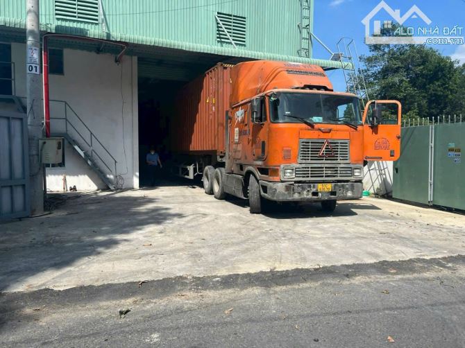 X053 Bán nhà xưởng ngay sát KCN An Phước DT 1000m2