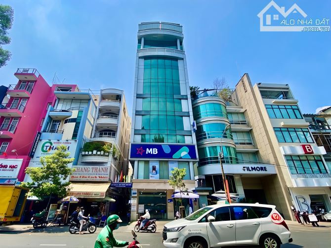 Bán nhà mặt phố Bạch Mai, DT 100m2 x 7 tầng, giá 55 tỷ.