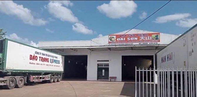 cho thuê / bán kho xưởng vị trí đẹp km10 quốc lộ 14
