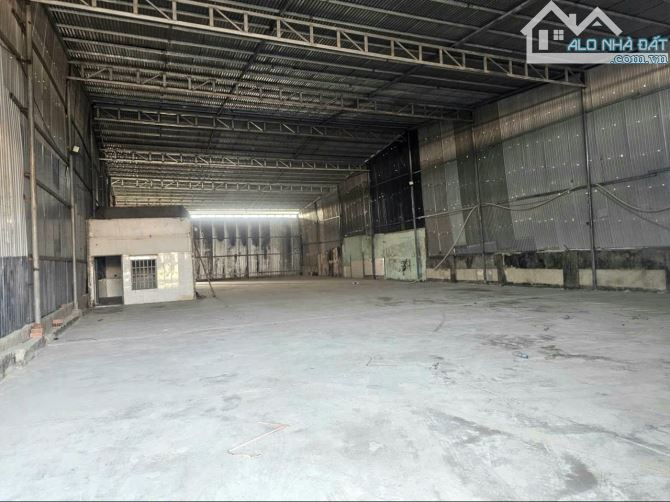 BÁN 989m2 KHO, NHÀ XƯỞNG MẶT TIỀN ĐƯỜNG NGUYỄN HOÀNG, CHỢ SÔNG TRẦU KINH DOANH, BUÔN BÁN