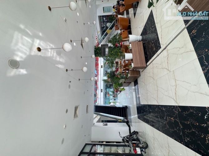 14.2 tỷ/212 m2/ Sàn Thương Mại/ Sổ Lâu Dài/ Hoàng Mai/ Trần Thủ Độ